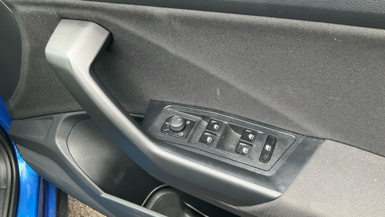 Volkswagen T-Roc 1.5 TSI Life 5dr Petrol Hatchback